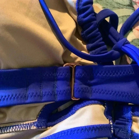 Shade & Shore Women’s Blue Bikini Top Size Large - Picture 7 of 8